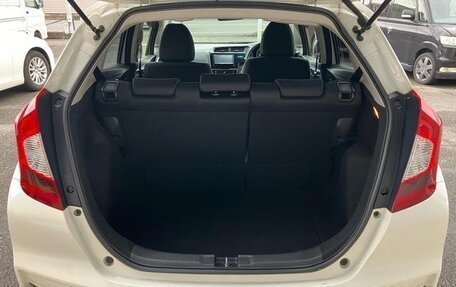 Honda Fit III, 2017 год, 810 000 рублей, 25 фотография
