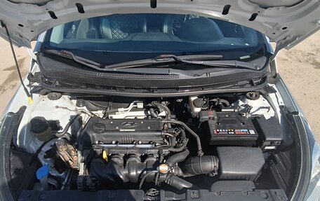 Hyundai Solaris II рестайлинг, 2011 год, 600 000 рублей, 3 фотография