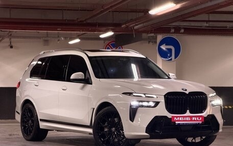 BMW X7, 2022 год, 10 400 000 рублей, 2 фотография