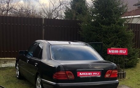 Mercedes-Benz E-Класс, 1999 год, 450 000 рублей, 9 фотография