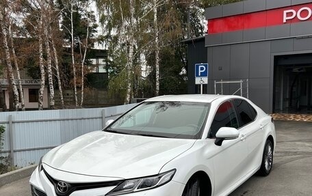 Toyota Camry, 2020 год, 2 654 000 рублей, 8 фотография