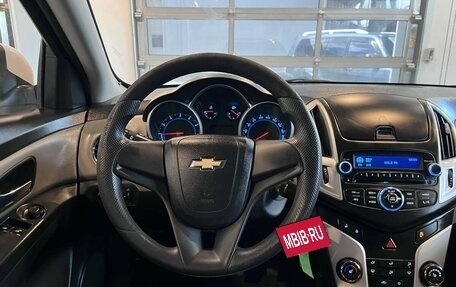 Chevrolet Cruze II, 2014 год, 750 000 рублей, 10 фотография