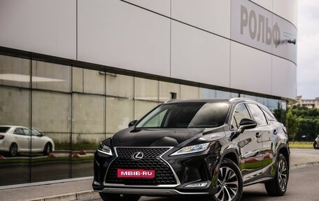 Lexus RX IV рестайлинг, 2021 год, 4 899 000 рублей, 1 фотография