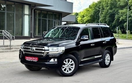 Toyota Land Cruiser 200, 2016 год, 5 310 000 рублей, 1 фотография