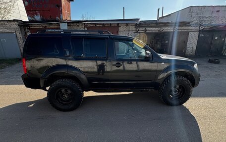 Nissan Pathfinder, 2006 год, 1 000 000 рублей, 2 фотография