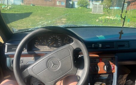 Mercedes-Benz W124, 1992 год, 200 000 рублей, 5 фотография