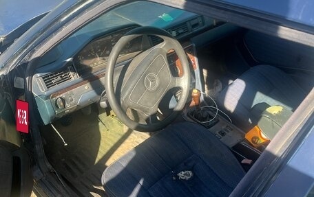 Mercedes-Benz W124, 1992 год, 200 000 рублей, 4 фотография