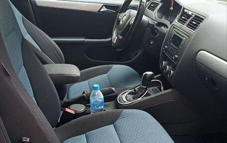 Volkswagen Jetta VI, 2013 год, 1 100 000 рублей, 6 фотография