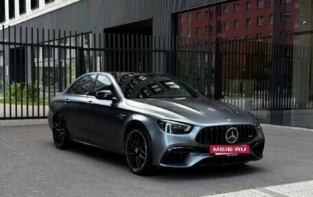 Mercedes-Benz E-Класс AMG, 2021 год, 11 200 000 рублей, 3 фотография