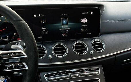 Mercedes-Benz E-Класс AMG, 2021 год, 11 200 000 рублей, 24 фотография