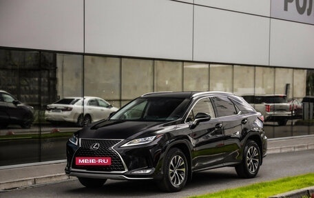 Lexus RX IV рестайлинг, 2021 год, 4 899 000 рублей, 3 фотография