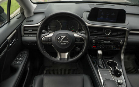Lexus RX IV рестайлинг, 2021 год, 4 899 000 рублей, 13 фотография