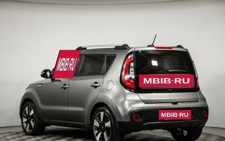 KIA Soul II рестайлинг, 2017 год, 1 249 000 рублей, 8 фотография