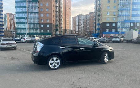 Toyota Prius, 2011 год, 920 000 рублей, 3 фотография