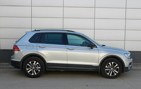 Volkswagen Tiguan II, 2020 год, 2 115 000 рублей, 4 фотография