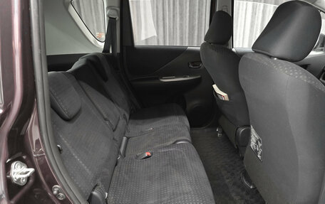 Toyota Ractis I, 2010 год, 815 000 рублей, 16 фотография