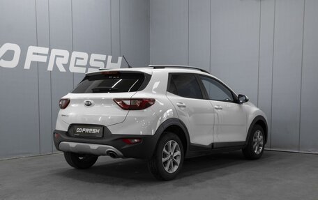 KIA Stonic, 2020 год, 1 890 000 рублей, 2 фотография