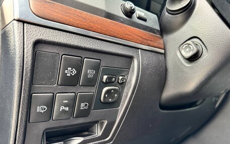 Toyota Land Cruiser 200, 2016 год, 5 310 000 рублей, 23 фотография