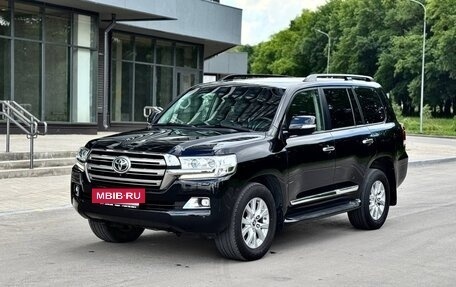 Toyota Land Cruiser 200, 2016 год, 5 310 000 рублей, 11 фотография