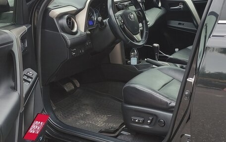 Toyota RAV4, 2014 год, 2 100 000 рублей, 4 фотография