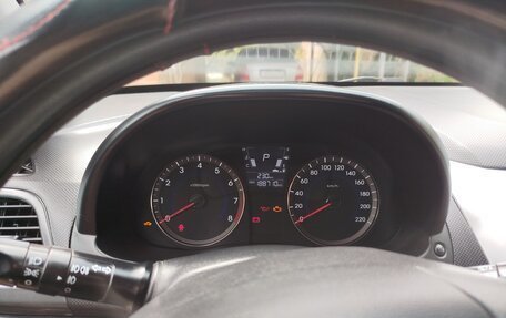 Hyundai Solaris II рестайлинг, 2011 год, 900 000 рублей, 6 фотография