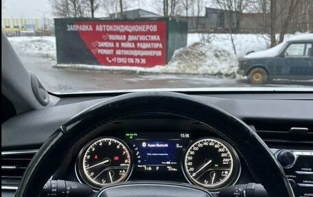 Toyota Camry, 2020 год, 2 800 000 рублей, 7 фотография