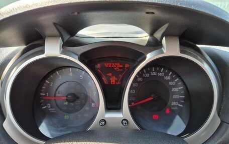 Nissan Juke II, 2013 год, 895 000 рублей, 9 фотография