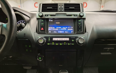Toyota Land Cruiser Prado 150 рестайлинг 2, 2015 год, 3 800 000 рублей, 15 фотография