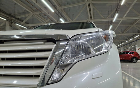 Toyota Land Cruiser Prado 150 рестайлинг 2, 2015 год, 3 800 000 рублей, 17 фотография