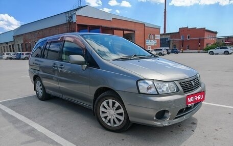 Nissan Prairie III, 2001 год, 335 000 рублей, 1 фотография