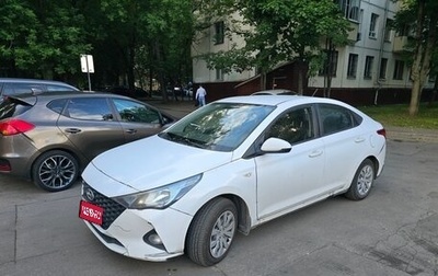 Hyundai Solaris II рестайлинг, 2021 год, 1 050 000 рублей, 1 фотография