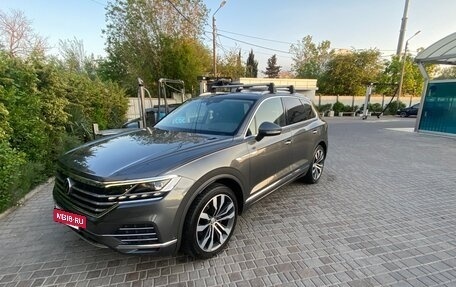 Volkswagen Touareg III, 2020 год, 5 500 000 рублей, 3 фотография