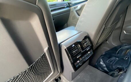 Volkswagen Touareg III, 2020 год, 5 500 000 рублей, 17 фотография