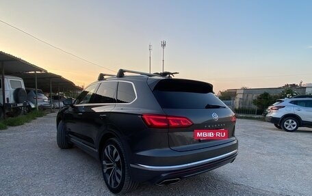 Volkswagen Touareg III, 2020 год, 5 500 000 рублей, 25 фотография