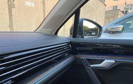 Volkswagen Touareg III, 2020 год, 5 500 000 рублей, 29 фотография