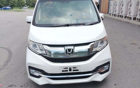 Honda Stepwgn IV, 2016 год, 2 000 000 рублей, 1 фотография