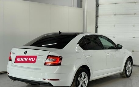 Skoda Octavia, 2019 год, 1 999 000 рублей, 4 фотография