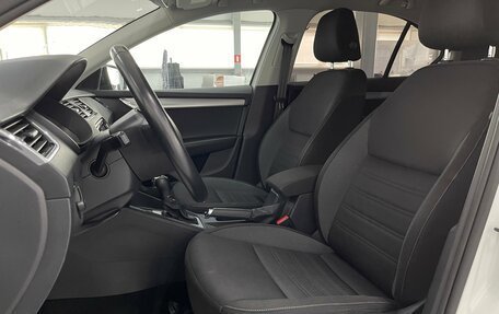 Skoda Octavia, 2019 год, 1 999 000 рублей, 19 фотография