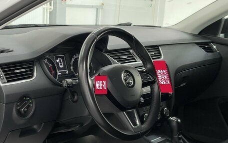 Skoda Octavia, 2019 год, 1 999 000 рублей, 8 фотография