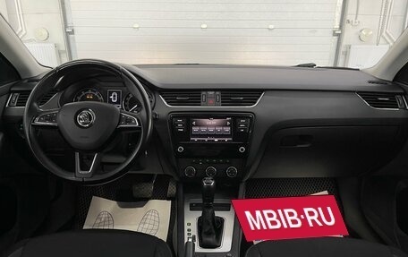Skoda Octavia, 2019 год, 1 999 000 рублей, 10 фотография