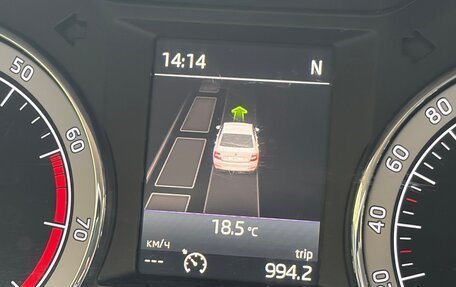 Skoda Octavia, 2018 год, 1 900 000 рублей, 12 фотография