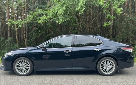 Toyota Camry, 2019 год, 2 550 000 рублей, 3 фотография