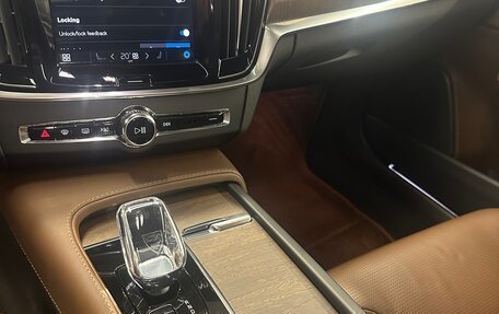 Volvo V90 Cross Country I рестайлинг, 2024 год, 7 500 000 рублей, 11 фотография