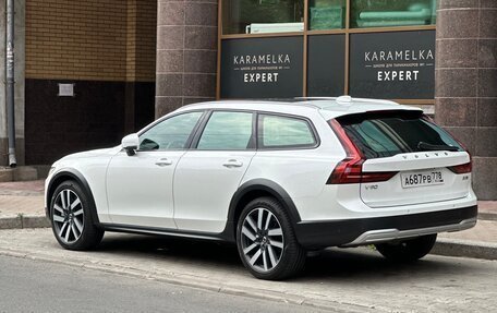 Volvo V90 Cross Country I рестайлинг, 2024 год, 7 500 000 рублей, 4 фотография