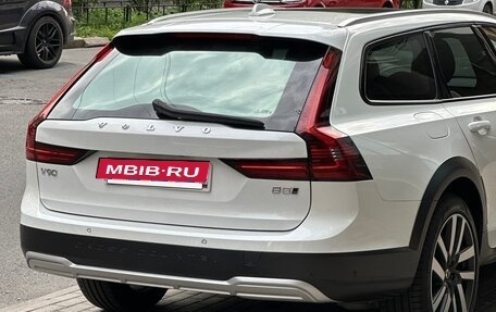 Volvo V90 Cross Country I рестайлинг, 2024 год, 7 500 000 рублей, 3 фотография