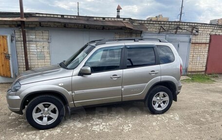 Chevrolet Niva I рестайлинг, 2019 год, 850 000 рублей, 2 фотография
