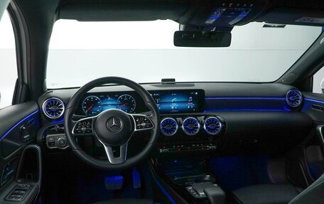 Mercedes-Benz A-Класс, 2021 год, 3 799 479 рублей, 7 фотография