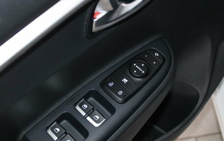 KIA Rio IV, 2021 год, 1 879 900 рублей, 10 фотография