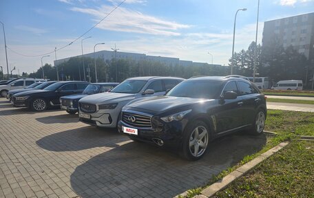 Infiniti QX70, 2013 год, 2 500 000 рублей, 2 фотография