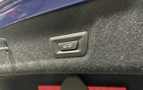 BMW 3 серия, 2019 год, 3 900 000 рублей, 32 фотография